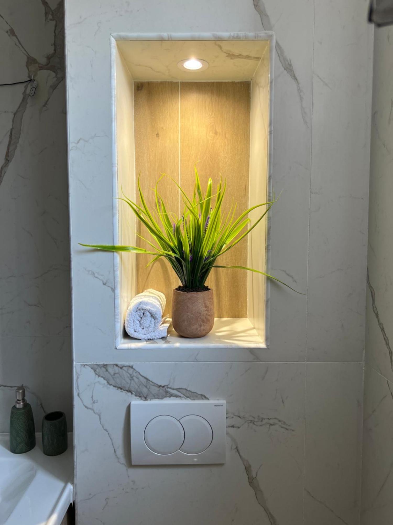 Apartment Luxury Explorer Podgorica Ngoại thất bức ảnh
