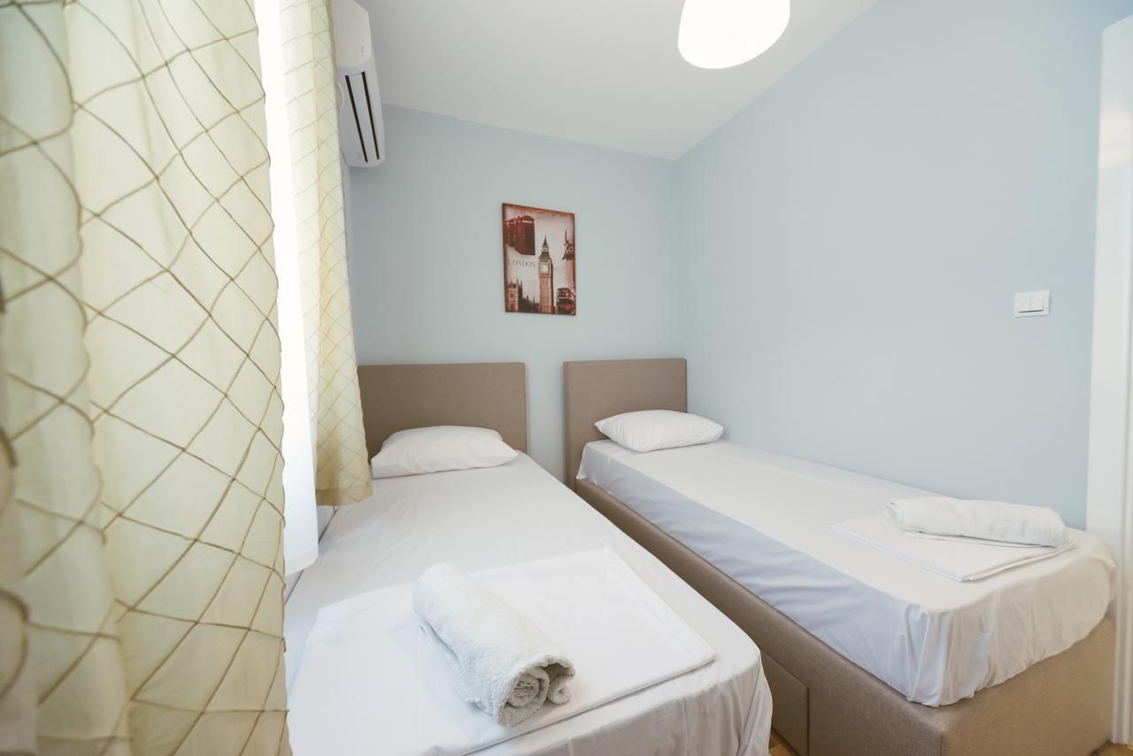 Apartment Luxury Explorer Podgorica Ngoại thất bức ảnh