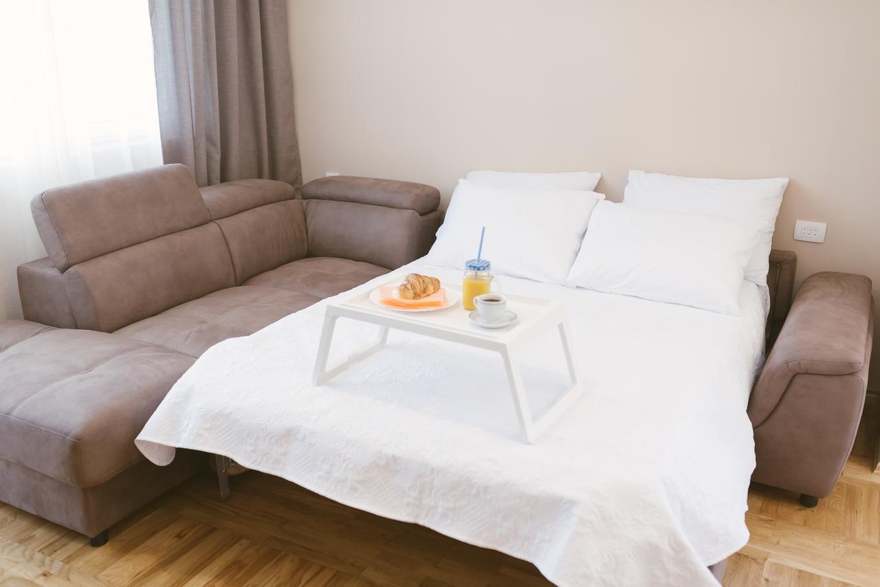 Apartment Luxury Explorer Podgorica Ngoại thất bức ảnh