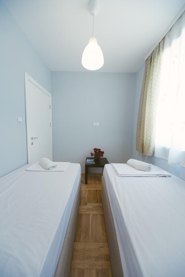 Apartment Luxury Explorer Podgorica Ngoại thất bức ảnh